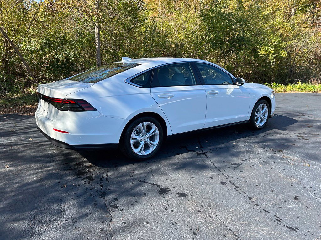 New 2026 Honda Accord LX image 2