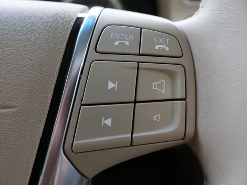 Used 2011 Volvo XC70 T6 image 31