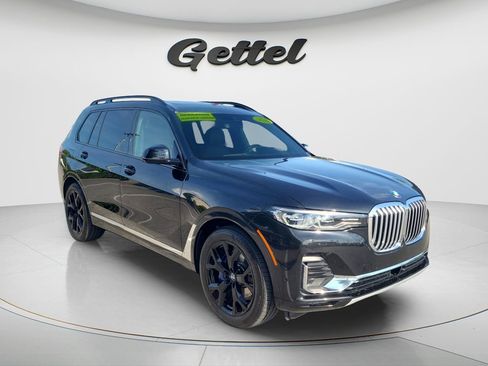 Used 2021 BMW X7 xDrive40i w/ Executive Package 2 AWD/4WD image 2