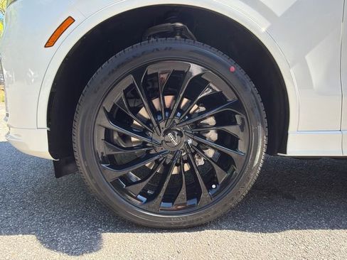 New 2026 Lincoln Aviator Reserve image 12