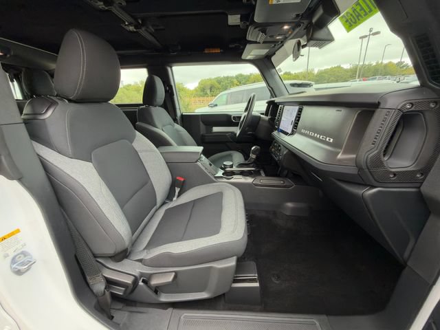 Used 2025 Ford Bronco 2-Door w/ Sasquatch Package AWD/4WD image 11