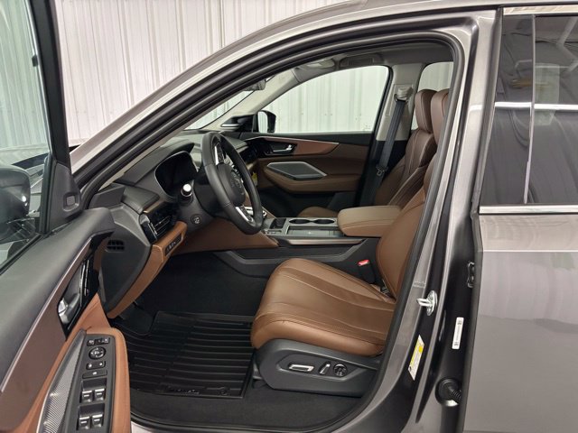 Certified 2026 Acura MDX w/ Technology Package FWD image 2