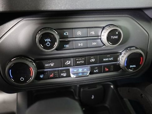 New 2025 Ford Bronco Outer Banks w/ Sasquatch Package image 48