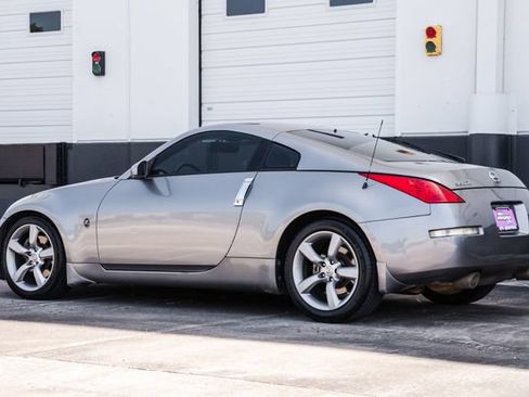 Used 2007 Nissan 350Z Enthusiast w/ Cargo Convenience Pkg RWD image 35
