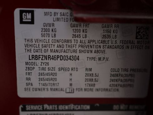 Used 2023 Buick Envision Essence w/ Sport Touring Package image 39