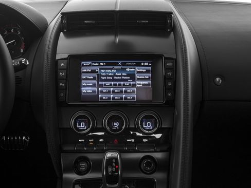 Used 2016 Jaguar F-TYPE S image 9