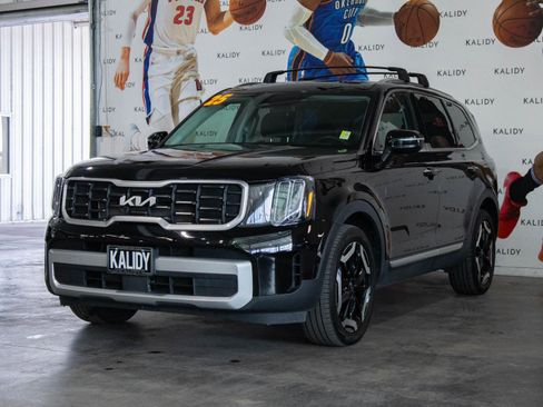 Used 2025 Kia Telluride S AWD/4WD image 22