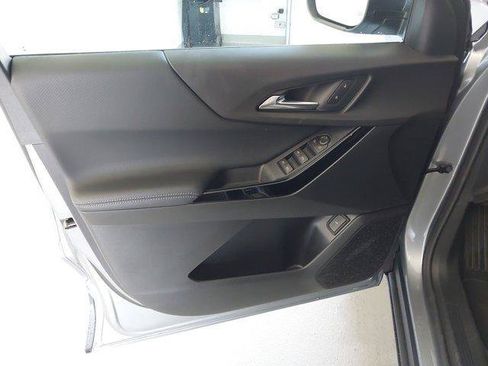 New 2026 Chevrolet Equinox LT w/ Convenience Package II FWD image 24
