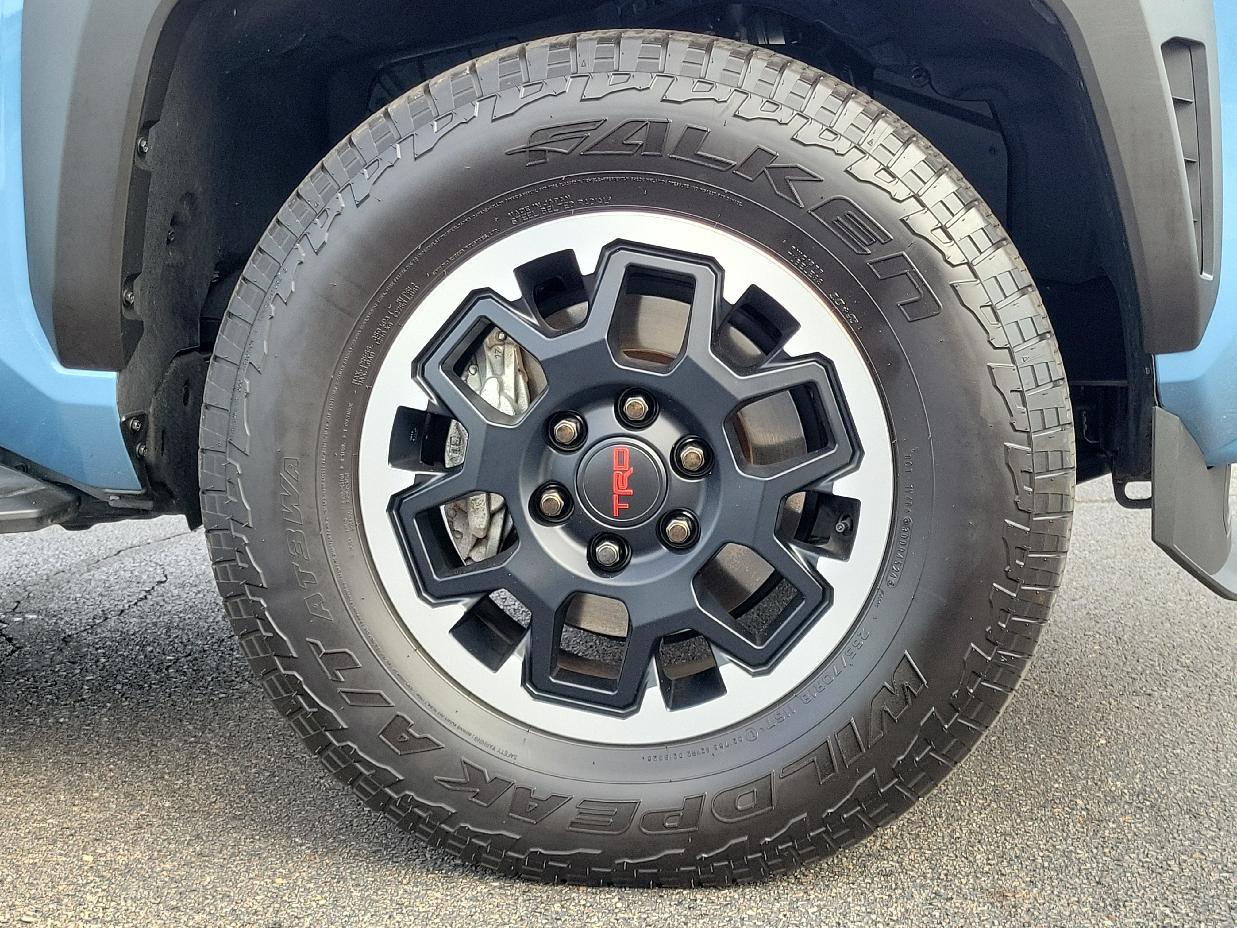 Used 2025 Toyota 4Runner TRD Off-Road Premium w/ Tow Technology Package AWD/4WD image 5