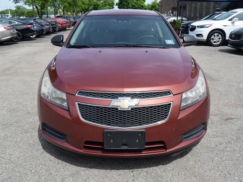 Used 2012 Chevrolet Cruze LS w/ Connectivity Package FWD image 3