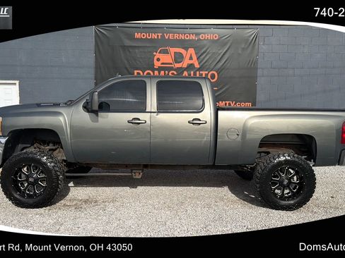 Used 2011 Chevrolet Silverado 3500 LTZ w/ Suspension Package, Off-Road image 1