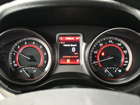 Used 2015 Dodge Journey Crossroad w/ Flexible Seating Group image 10