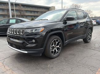 Used 2025 Jeep Compass Limited video 1