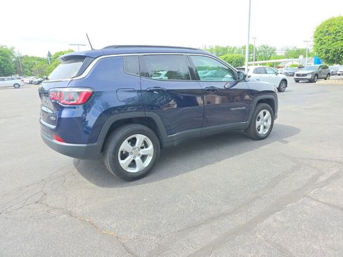 Used 2020 Jeep Compass Latitude w/ Popular Equipment Group AWD/4WD image 8