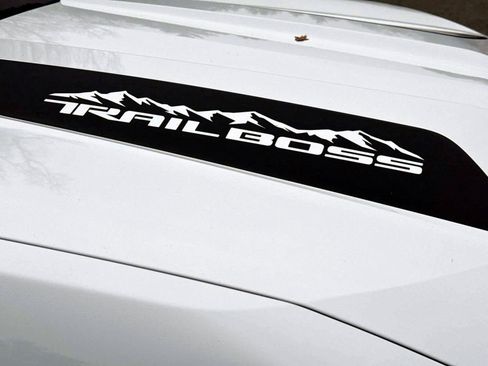 Used 2024 Chevrolet Colorado Trail Boss w/ LPO, Dark Essentials Package image 8