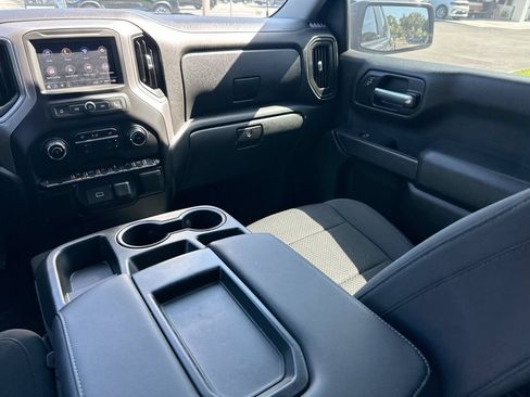 Used 2020 Chevrolet Silverado 1500 Custom w/ Custom Value Package RWD image 21