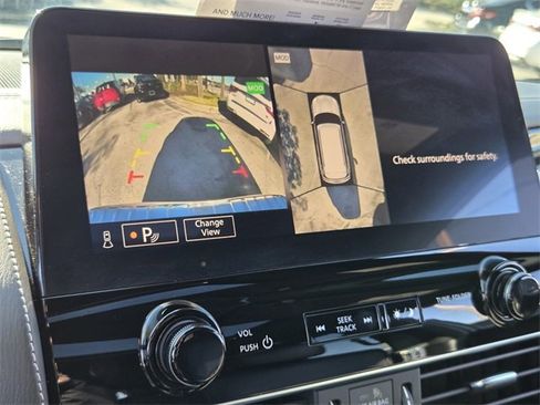 Certified 2024 INFINITI QX80 Sensory image 32