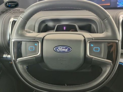 Used 2025 Ford Expedition Max Platinum AWD/4WD image 29