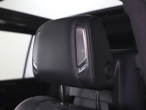 Used 2021 Cadillac Escalade Sport Platinum w/ LPO, ONYX Package image 35