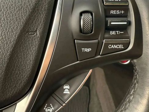 Used 2018 Acura TLX 2.4 Sedan 4D image 19