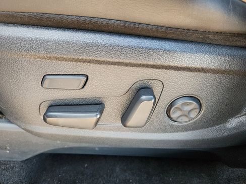 Used 2020 Hyundai Palisade Limited image 12