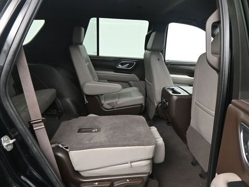 Used 2021 Chevrolet Tahoe LT image 11