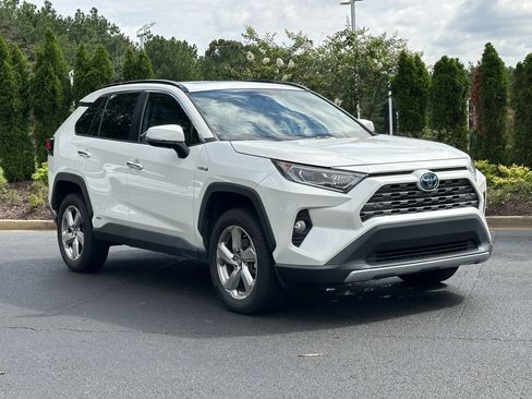 Used 2019 Toyota RAV4 Limited w/ Limited Grade Weather Package AWD/4WD image 2