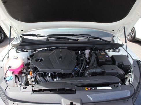 Used 2025 Kia K5 LXS FWD image 14