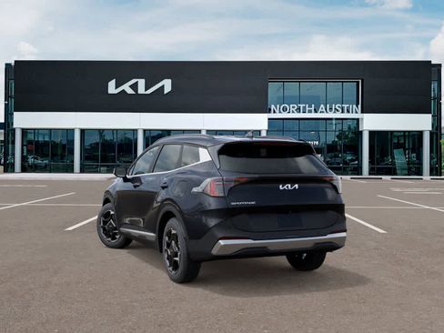 New 2026 Kia Sportage EX FWD image 4