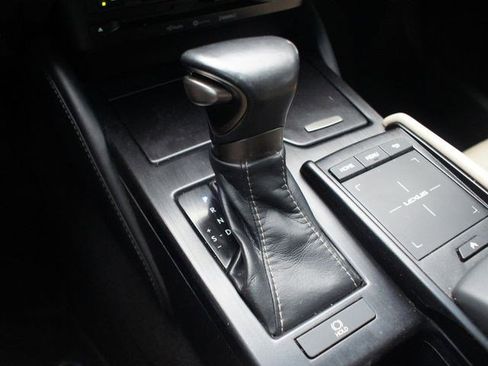 Used 2019 Lexus ES 350 w/ Premium Package image 12