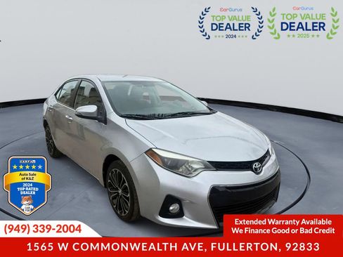 Used 2015 Toyota Corolla S FWD image 2