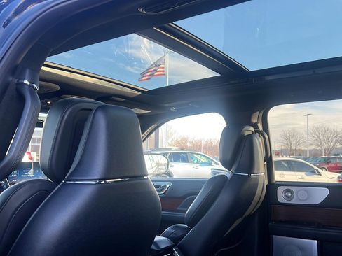 Used 2023 Lincoln Navigator L Reserve image 18