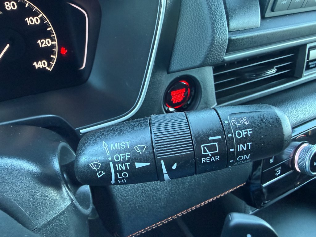 Certified 2025 Honda Pilot Sport image 30