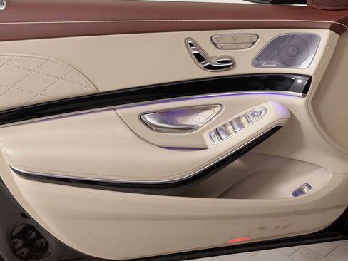 Used 2018 Mercedes-Benz S 560 S 560 4MATIC image 25