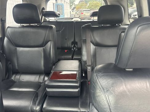 Used 2014 Lexus LX 570 4WD image 24
