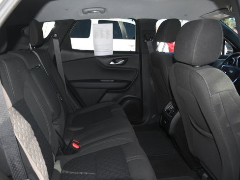Used 2019 Chevrolet Blazer LT image 18