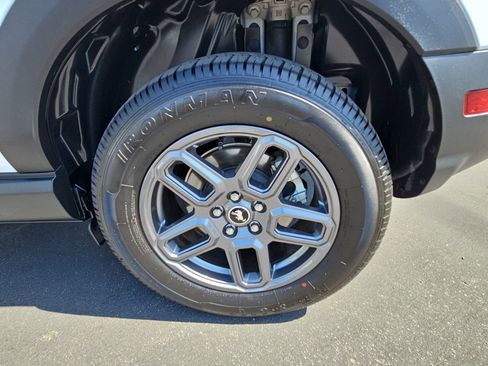 Used 2025 Ford Bronco Sport Big Bend AWD/4WD image 29