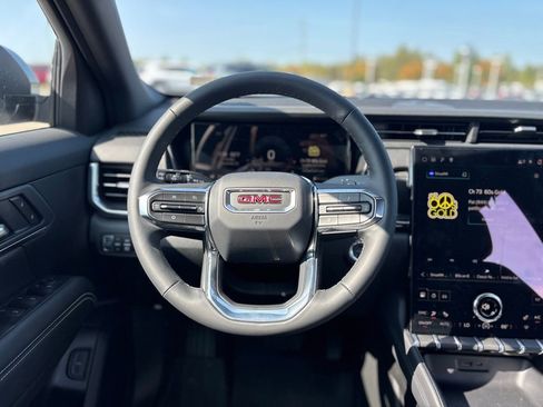 Used 2026 GMC Terrain Elevation w/ Elevation Premium Package image 17