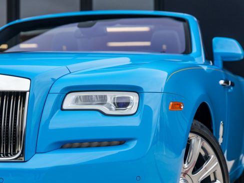 Certified 2021 Rolls-Royce Dawn image 18