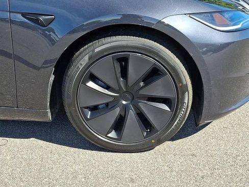 Used 2024 Tesla Model 3 Long Range RWD image 10