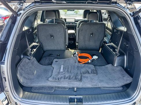Certified 2025 Kia Sorento SX Prestige image 26