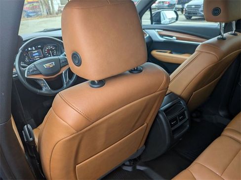Used 2023 Cadillac XT5 Premium Luxury w/ Technology Package image 28