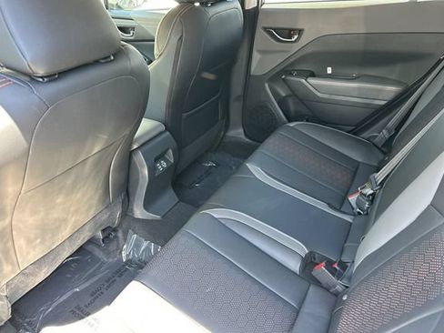 Used 2025 Subaru Crosstrek 2.5i Limited w/ Crosstrek Mirror Package AWD/4WD image 12