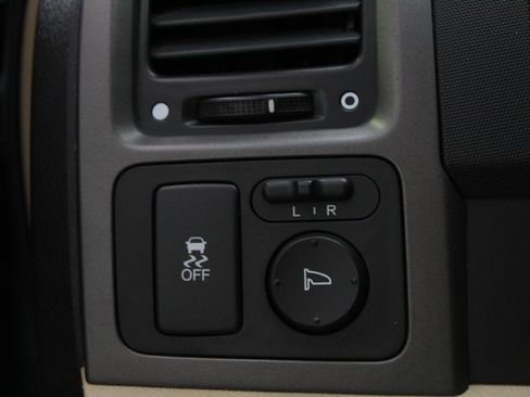 Used 2011 Honda CR-V EX-L image 21