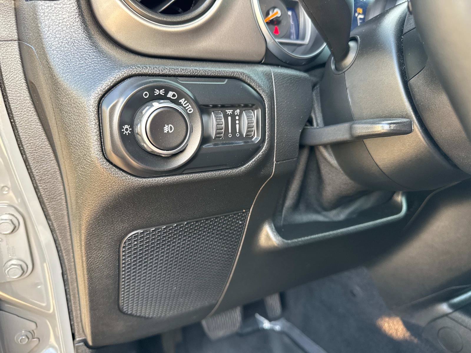 Certified 2021 Jeep Wrangler Unlimited Sport AWD/4WD image 30