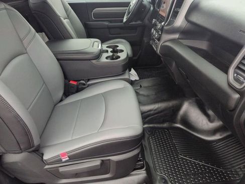New 2026 RAM 2500 Tradesman w/ Bed Convenience Group AWD/4WD image 25