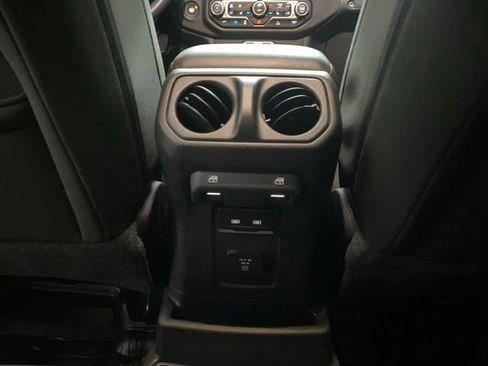 Used 2023 Jeep Wrangler Unlimited w/ Sun & Screen Package AWD/4WD image 74