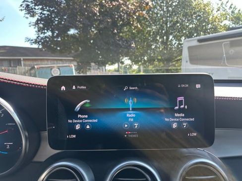 Certified 2022 Mercedes-Benz GLC 43 AMG 4MATIC image 35