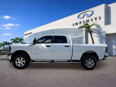 Used 2026 RAM 2500 Big Horn AWD/4WD image 4