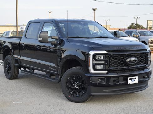 New 2026 Ford F250 Lariat w/ Black Appearance Package image 3